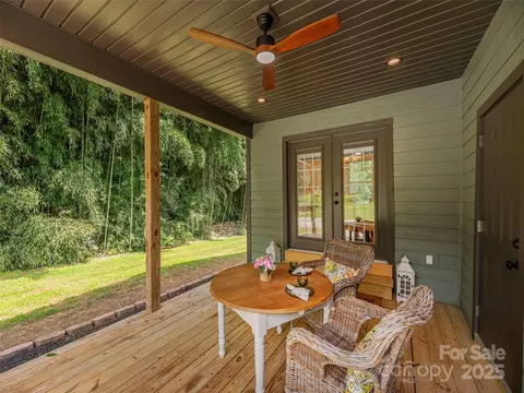 Exterior - 93 Cresthaven Dr, Clyde, NC 28721 photo 7 of 9
