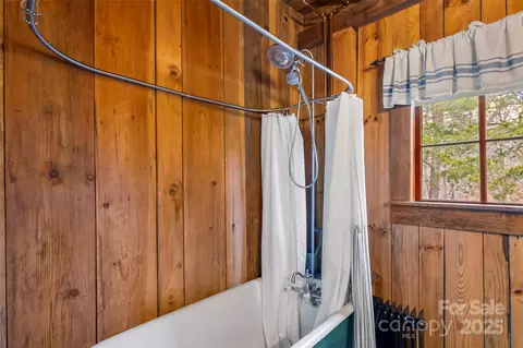 Bath - 1240 Ferguson Cove Loop, Clyde, NC 28721 photo 1 of 1
