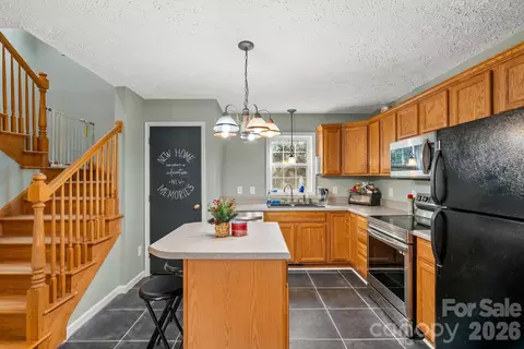 Kitchen - 842 Grouse Rd, Clyde, NC 28721 photo 2 of 2