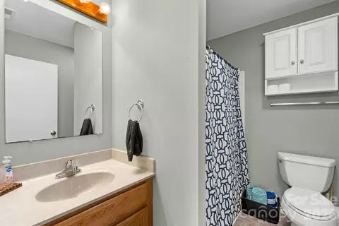 Bath - 842 Grouse Rd, Clyde, NC 28721 photo 3 of 3