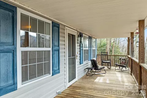 Exterior - 842 Grouse Rd, Clyde, NC 28721 photo 2 of 5