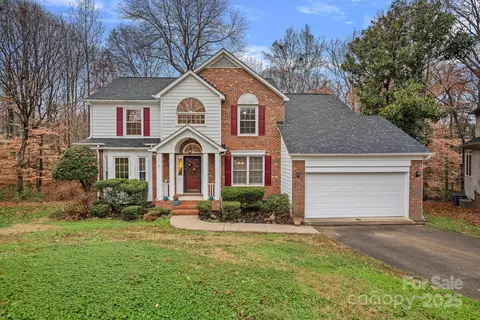 9210 Ivy Brook Ct, Charlotte, NC 28269