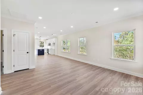 Living - 514 Second St, Spencer, NC 28159 photo 2 of 6