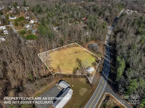 283 Ozone Dr, Saluda, NC 28773 photo 3