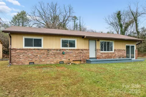 1126 Old Us 70 W Hwy W, Black Mountain, NC 28711