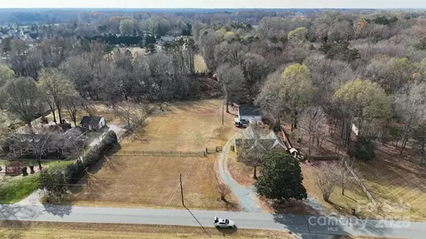 7523 Mcwhirter Rd, Mint Hill, NC 28227