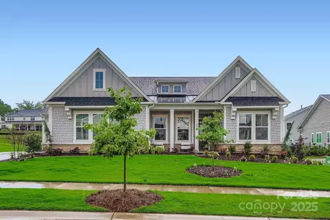 253 Lanyard Ln, Belmont, NC 28012