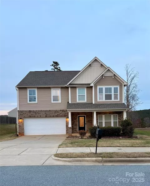 111 Trick Ski Ln, Statesville, NC 28677