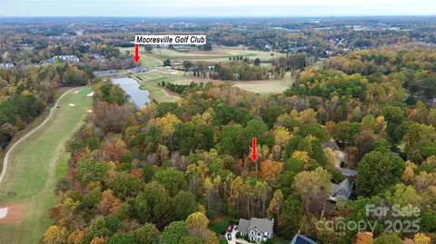 182 Club Dr, Mooresville, NC 28115