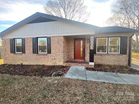 8003 Hemby Wood Dr, Indian Trail, NC 28079