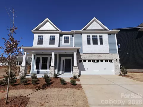 12101 Avienmore Dr, Charlotte, NC 28278