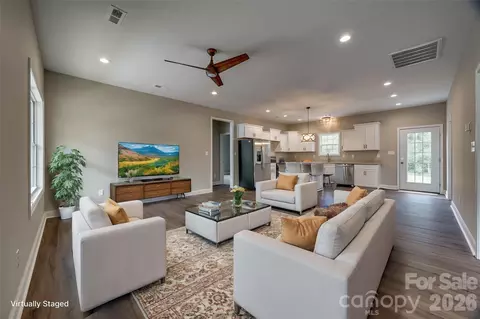 Living - 1960 Powell Ave, Lancaster, SC 29720 photo 1 of 2