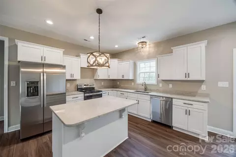 Kitchen - 1960 Powell Ave, Lancaster, SC 29720 photo 1 of 1