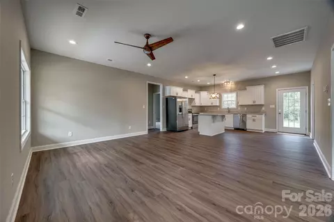 Living - 1960 Powell Ave, Lancaster, SC 29720 photo 2 of 2