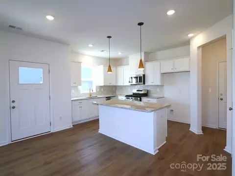 1014 Overbrook Pl, Wingate, NC 28174 photo 3