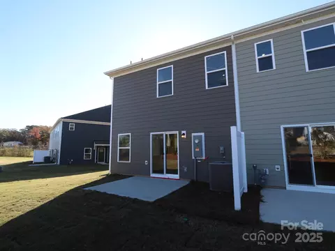 1014 Overbrook Pl, Wingate, NC 28174 photo 2