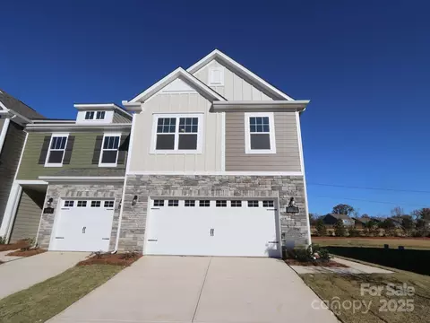 1014 Overbrook Pl, Wingate, NC 28174