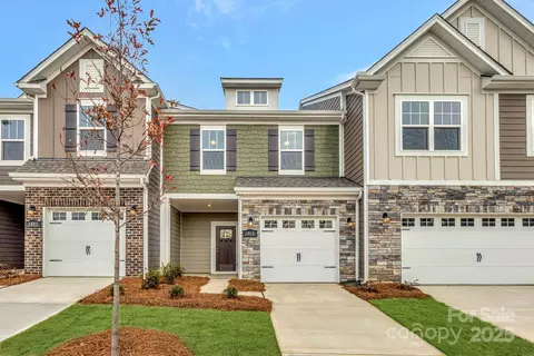 1018 Overbrook Pl, Wingate, NC 28174