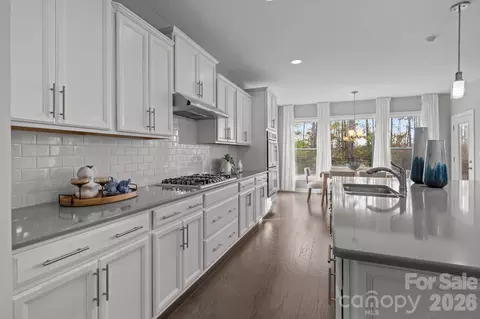 Kitchen - 366 Hampton Trail Dr, Fort Mill, SC 29708 photo 2 of 3