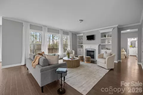 Living - 366 Hampton Trail Dr, Fort Mill, SC 29708 photo 1 of 2