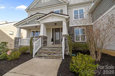 366 Hampton Trail Dr, Fort Mill, SC 29708