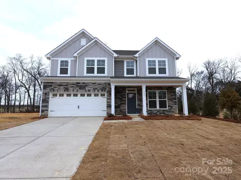 1333 Fremont Dr, Wingate, NC 28174
