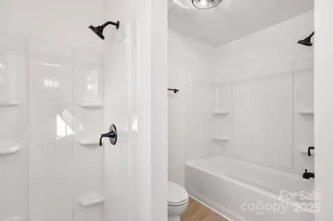 Bath - 333 E Village Dr, Monroe, NC 28112 photo 1 of 1