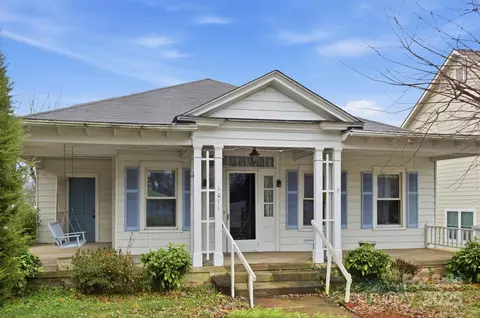 1011 Ashe Nw Ave NW, Lenoir, NC 28645