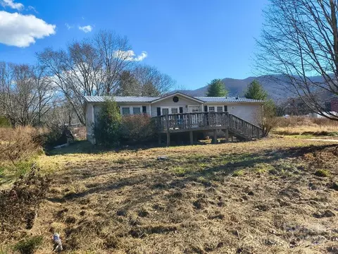 11 River Meadow 8 Dr #8, Swannanoa, NC 28778
