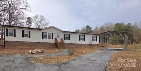 1168 Love Valley Rd, Clover, SC 29710