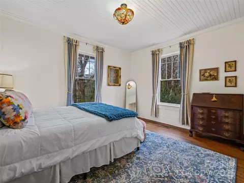 Bedroom - 277 Markham Rd, Tryon, NC 28782 photo 4 of 8