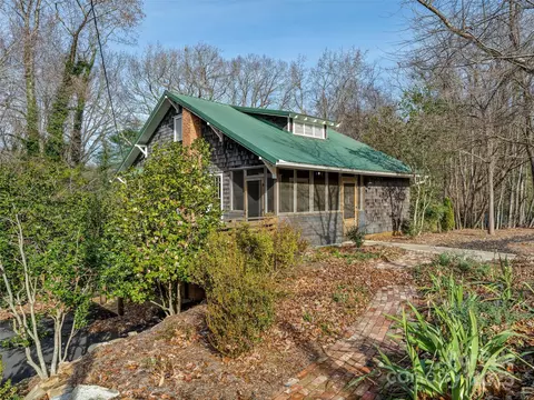 277 Markham Rd, Tryon, NC 28782