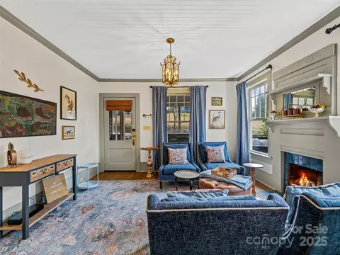 Living - 277 Markham Rd, Tryon, NC 28782 photo 2 of 5