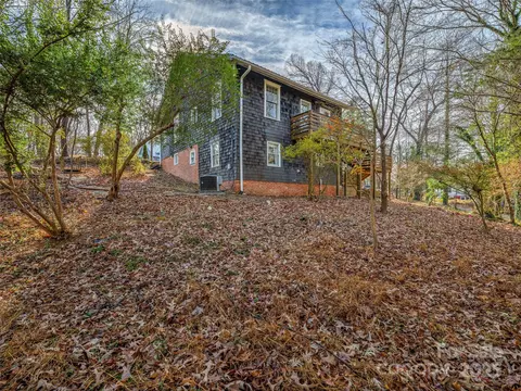 Exterior - 277 Markham Rd, Tryon, NC 28782 photo 9 of 10