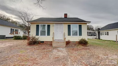 1003 N Cannon Blvd, Kannapolis, NC 28083