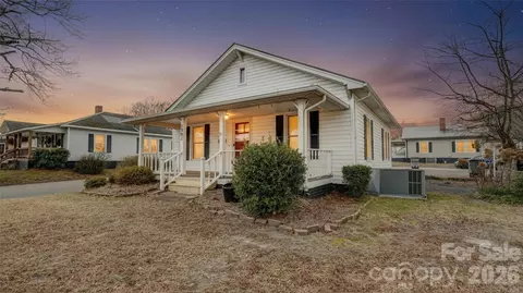 1001 N Cannon Blvd, Kannapolis, NC 28083