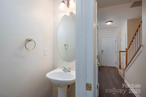 Entry Way - 7937 Mariners Pointe Cir, Denver, NC 28037 photo 1 of 1