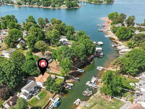 21200 Rio Oro Dr, Cornelius, NC 28031