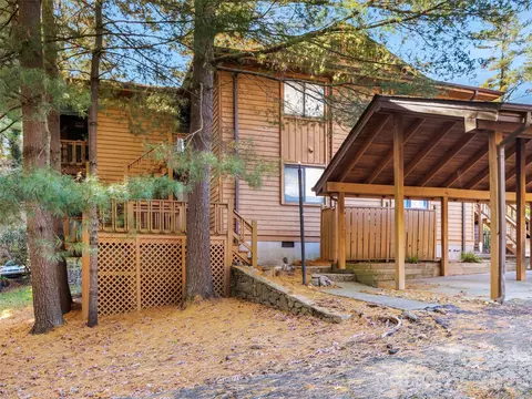 531 Courtwood 2 Ln #2, Hendersonville, NC 28739
