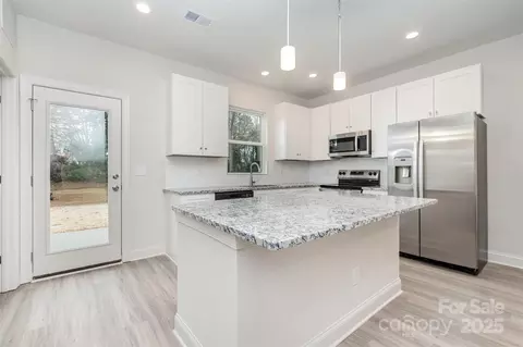Kitchen - 19901 Burton Ln, Cornelius, NC 28031 photo 1 of 2