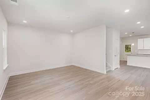 Living - 19901 Burton Ln, Cornelius, NC 28031 photo 2 of 4