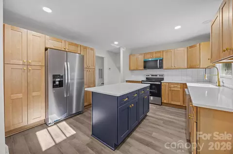 5324 Cheval Pl, Charlotte, NC 28205