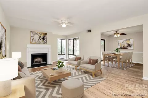 8022 Princess Ann Dr, Charlotte, NC 28212