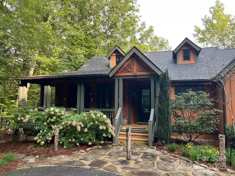 118 Juneberry Ln, Tuckasegee, NC 28783