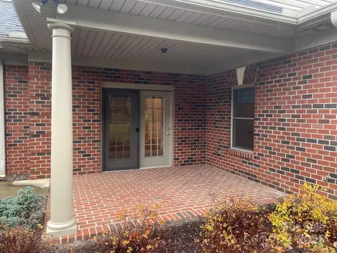 Exterior - 481 26th Ne Ave NE, Hickory, NC 28601 photo 1 of 1