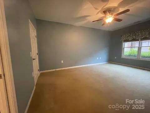 Bedroom - 481 26th Ne Ave NE, Hickory, NC 28601 photo 3 of 5