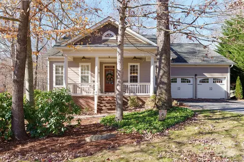 279 Fennel Dun Cir, Biltmore Lake, NC 28715