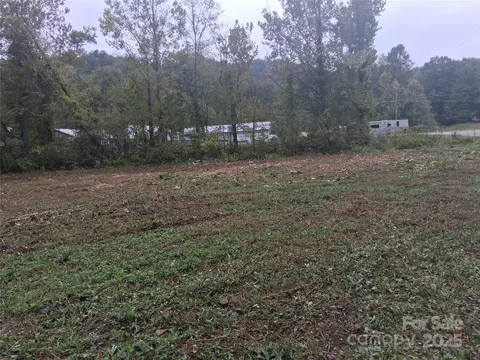 Morgan Lake 2 Road #2, Marion, NC 28752