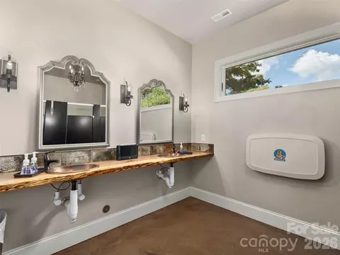 Bath - 355 Johnson Dr, Canton, NC 28716 photo 1 of 4