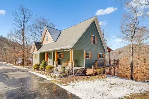 14 Zebulon Ln, Mars Hill, NC 28754
